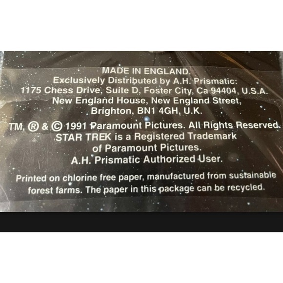 Star Trek Insignia Badge Hologram Pin NWT New Sealed Fandom NEW - Picture 4 of 5